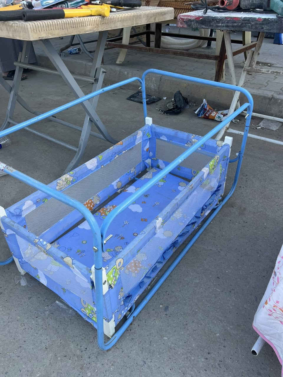 غراض للبيع نظيفه كلمن وسعره ***********
