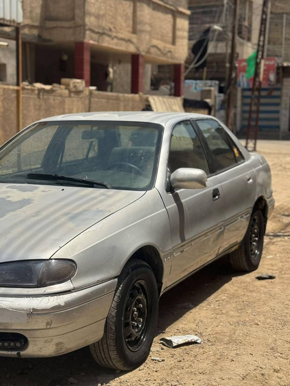 سلام عليكم الانترا موديل ٩٣ سياره لاضربه لاصبغ مكينه بس رنكات سياره ب اسمي تحويل ثاني يوم شرط المروريه تجي تشوف بعينك وتقتنع السعر ٢٦ شراي يخابر رقم الهاتف ***********

