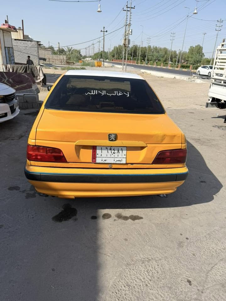 السلام عليكم بيجو بارص 18للبيع
بيه ضربه جاملق مامي وبدل نضيفه كلش تبريد ثلج حداديه خير من الله مكينه حلو كير حلو 
ناقصه بس تخم تاير و ميزانيه 
سياره مطلوبه ٧ وراق ينزل من سعره 
سعره ٤٣ وبيه مجال ***********
