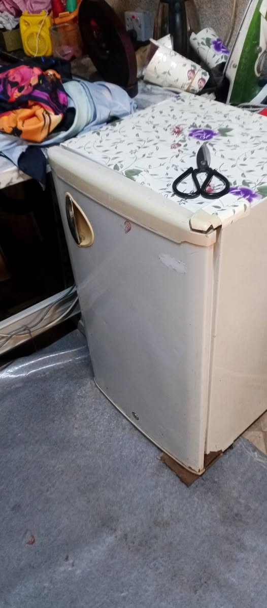 للبيع مكنسه كهربائي ب25قفل غساله 50جاهزه غساله 35ثلاجه  شغاله تجميد فول 35


**إذا كنت صاحب هذا الإعلان وتريد حذفه لأي سبب، رجاءا أرسل رسالة إلى الدعم الفني**