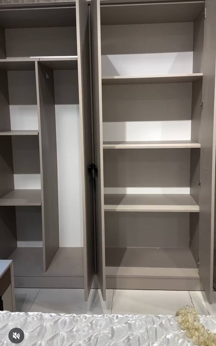 غرفه نوم لبيع. وتخم لبيع.  عنوان شعب  توصيل ماعندي


**إذا كنت صاحب هذا الإعلان وتريد حذفه لأي سبب، رجاءا أرسل رسالة إلى الدعم الفني**