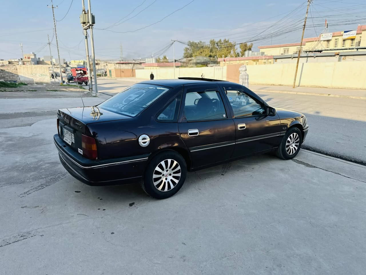 السلام عليكمً فكترا محركً١٦ موديل ١٩٩١ سنويه خضره مصبوغه جماليه وبيها كاربونً شرط تحويل السعر ٣٧ وبيها مجال 

العنوانً موصل الأيمن *********** ***********
