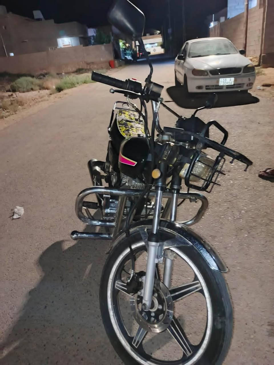 سلام عليكم للبيع موطور سوري نضيف حيل موديل2021 سعر خاص او واتساب *********** مكان عانه
