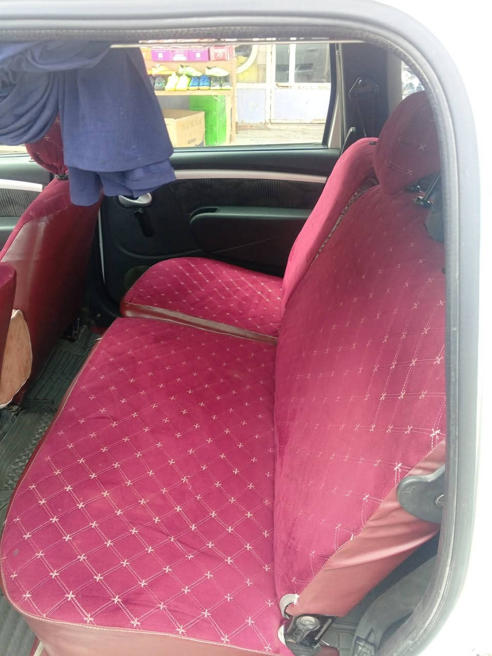 رينو  رقم ذي قار موديل2010 السياره جاهزه من كلشي تبريد محور راس الثور مكينه وحداديه وتخم تاير كله جديد 
66 مع المجال البسيط

***********
