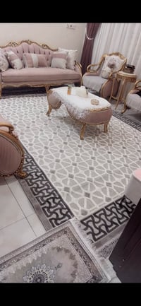 تخم مصري زان ١٠ مقاعد  مع طبلة وصطية واثنين طبلة اصغار  نضيف جداً مابي...