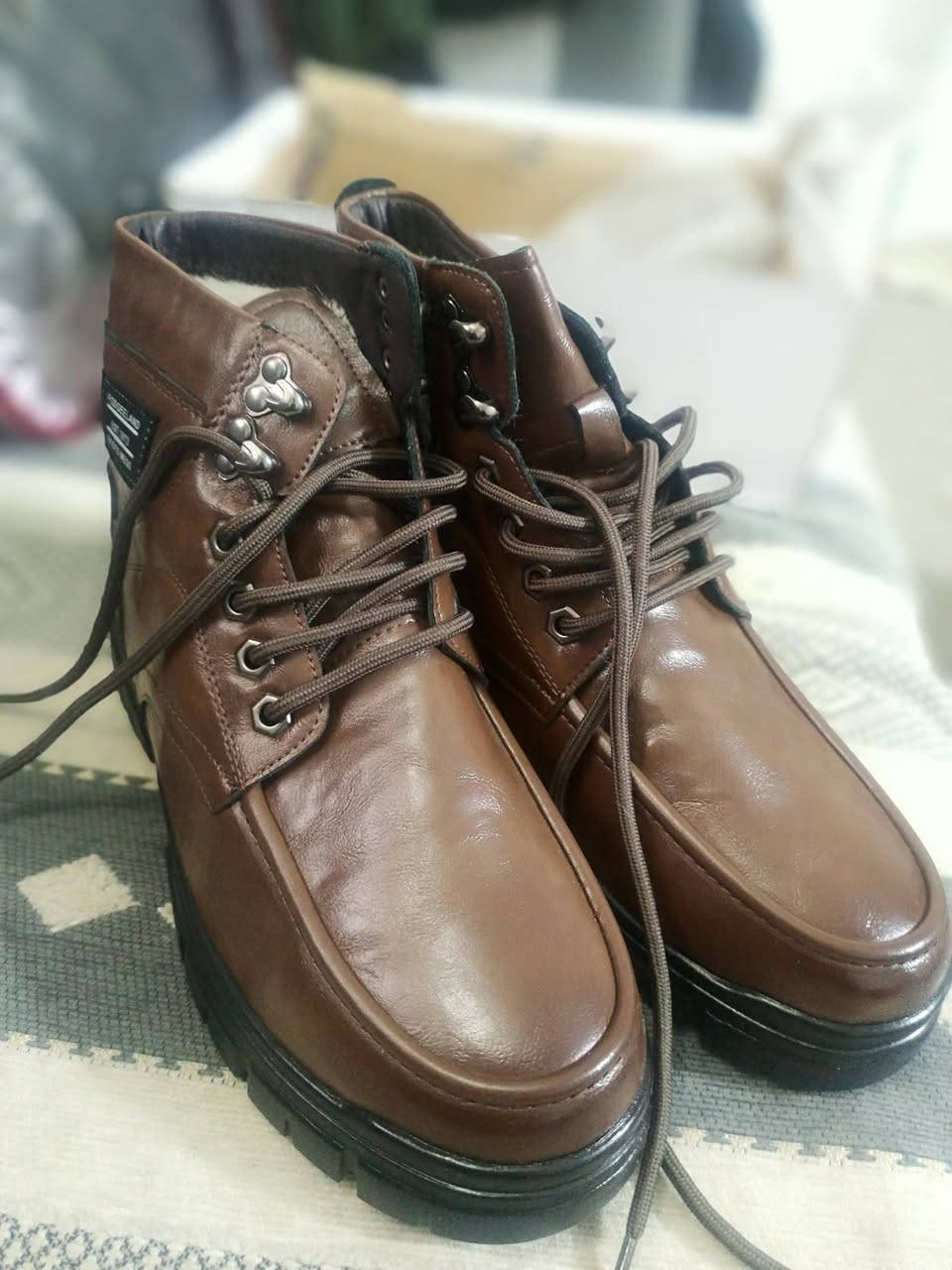 يمي وماتلكى يم غيري 🔥 بوت مبطن جوزي شبابي قياس 40 والسعر قيم واخذ علذوقك


**إذا كنت صاحب هذا الإعلان وتريد حذفه لأي سبب، رجاءا أرسل رسالة إلى الدعم الفني**