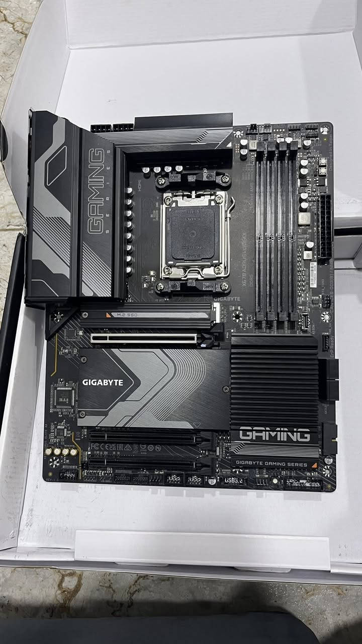 السلام عليكم شباب عندي هذا المذربورد جديد كبس شركة قيم واخذ


**إذا كنت صاحب هذا الإعلان وتريد حذفه لأي سبب، رجاءا أرسل رسالة إلى الدعم الفني**