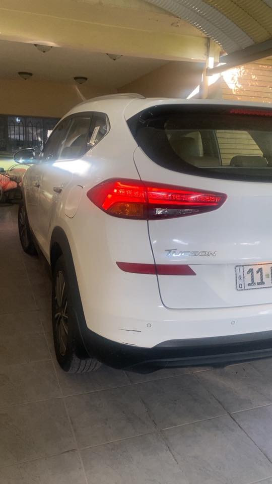 توسان2020 كاصد فول عدا البانورنا رقم بغداد 
***********  واتساب فقط
السعر  195
