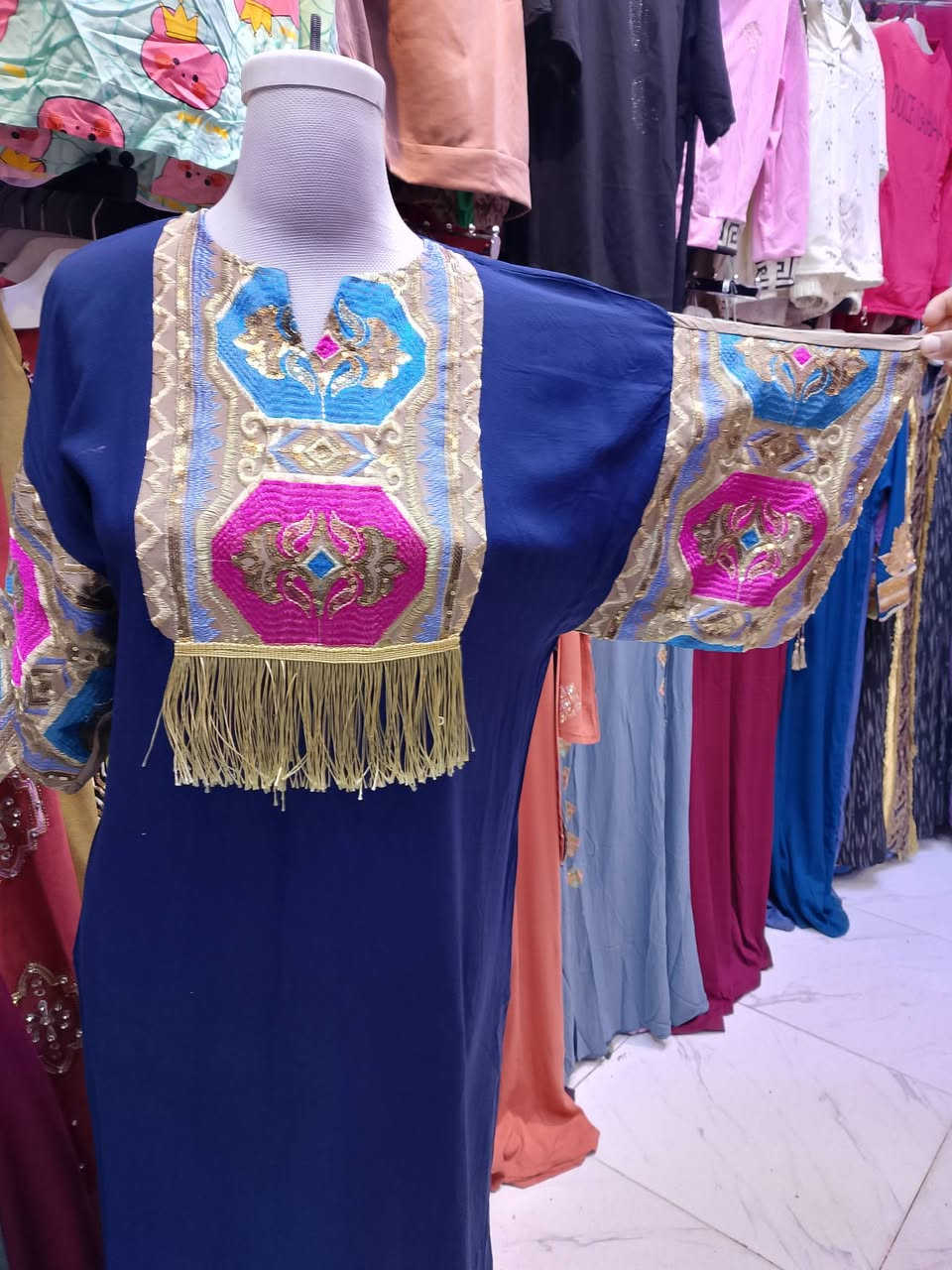 بضاعتنا مختلفه 
اسعارنا مناسبه
الوان وقياسات كامله
بعقوبة التحرير الفلكه الأخيره سنتر التحرير 
محمد الامين 🩵


**إذا كنت صاحب هذا الإعلان وتريد حذفه لأي سبب، رجاءا أرسل رسالة إلى الدعم الفني**