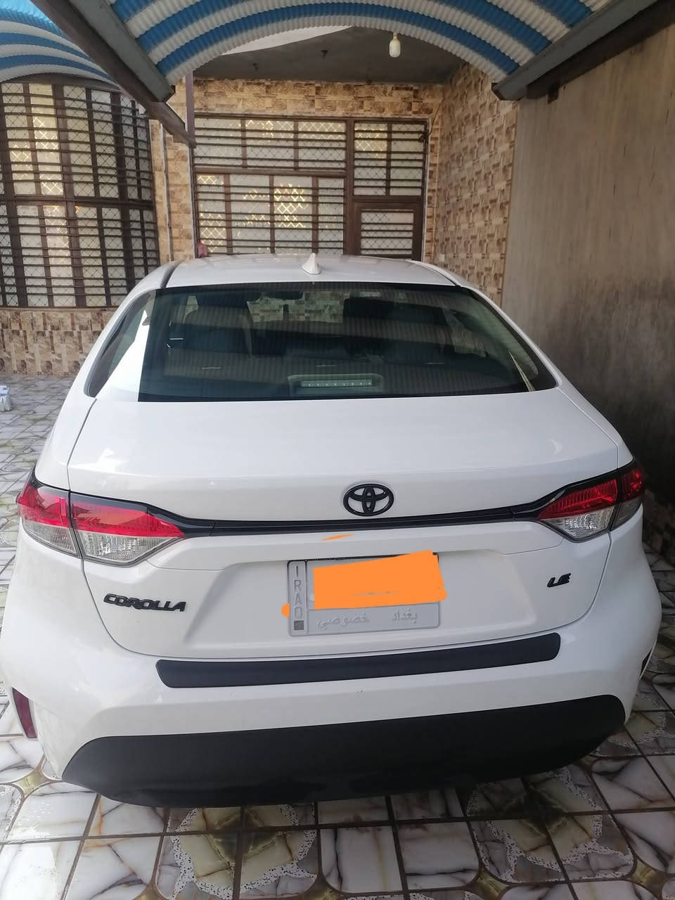 كورلا 2023 وارد امريكي LE حجم المحرك ٢٠٠٠ رقم بغداد ضرر بس البنيد مصلح السيارة مابية اي قطرة صبغ مواصفات هذة الفئة معروفة موبايل ***********
