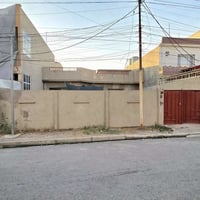 الكندي الاولى • ٣٠٠م • دور واحد