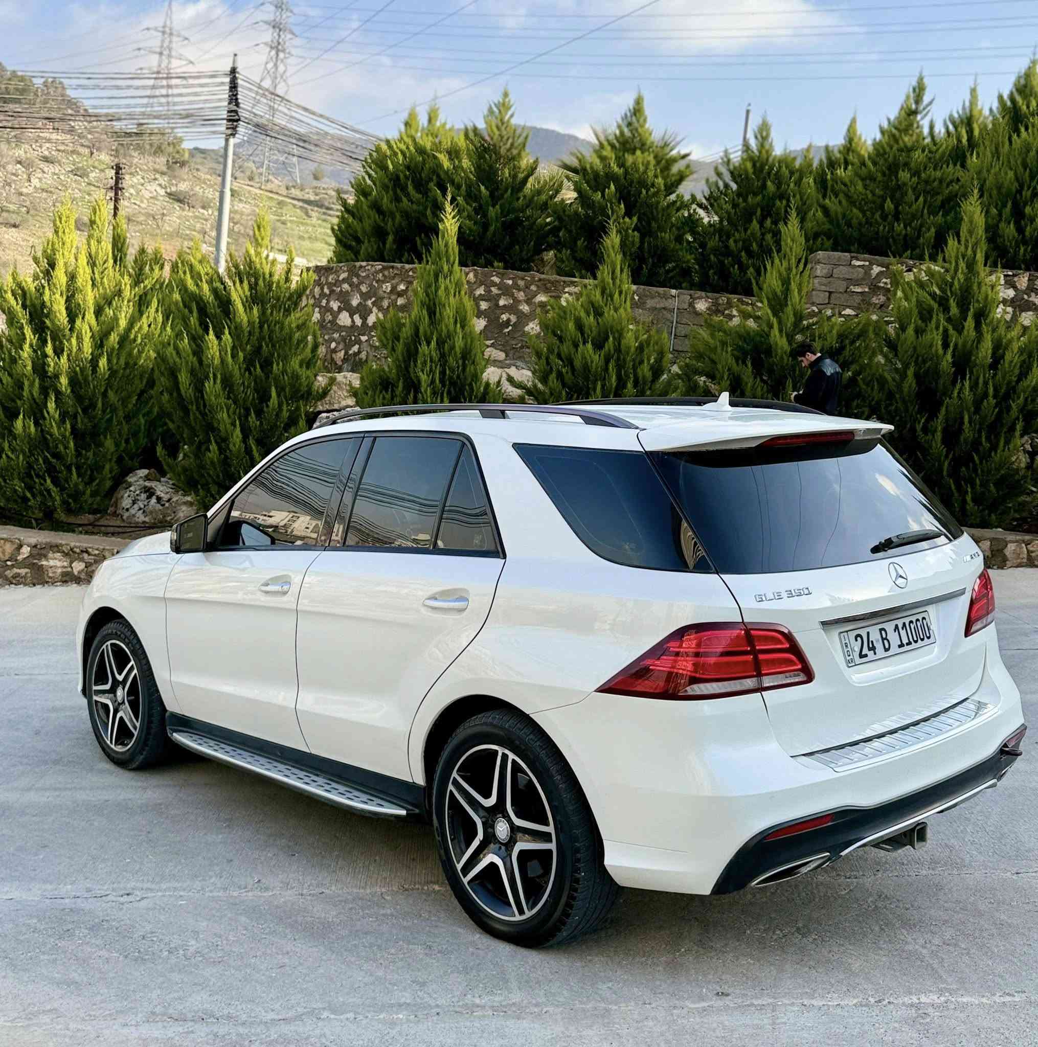Mercedes-benz  2016
GLE 350 AMG
V6 تنفيس طبيعي
سياره داخله كلين هنا صاير بيها ٣ قطع صبغ بدون دواخل
ايرباك راجع سيستم بلادي
گير محرك مكفول
سياره فول فول موصفات
فتحه سقف
لايتات ليد بلادي
يك لايت ليد
فجوج AMG
سوكان AMG
كوشنات جلد تدفيه
ستيرين تدفيه
سياره فور ماتيك
٥ كاميرات ٣٦٠ درجه
رادارات امامي خلفي و جانبي
تايرات وياله جدد 
صدر امامي خلفي كامل
صندوق شفط
دبل ماوس
شاشه كاربلي
اشاره ترحيب
جكات 
سماعات برومستر
ماكو ولا علامه على دشبول
هزه سنويه جدد لغايه 2030
بسمي تحويل وكاله شرط
مكان سياره دهوك
سعر 212 و بيها مجال مراوسه حسب قناعه
واتساب ***********

