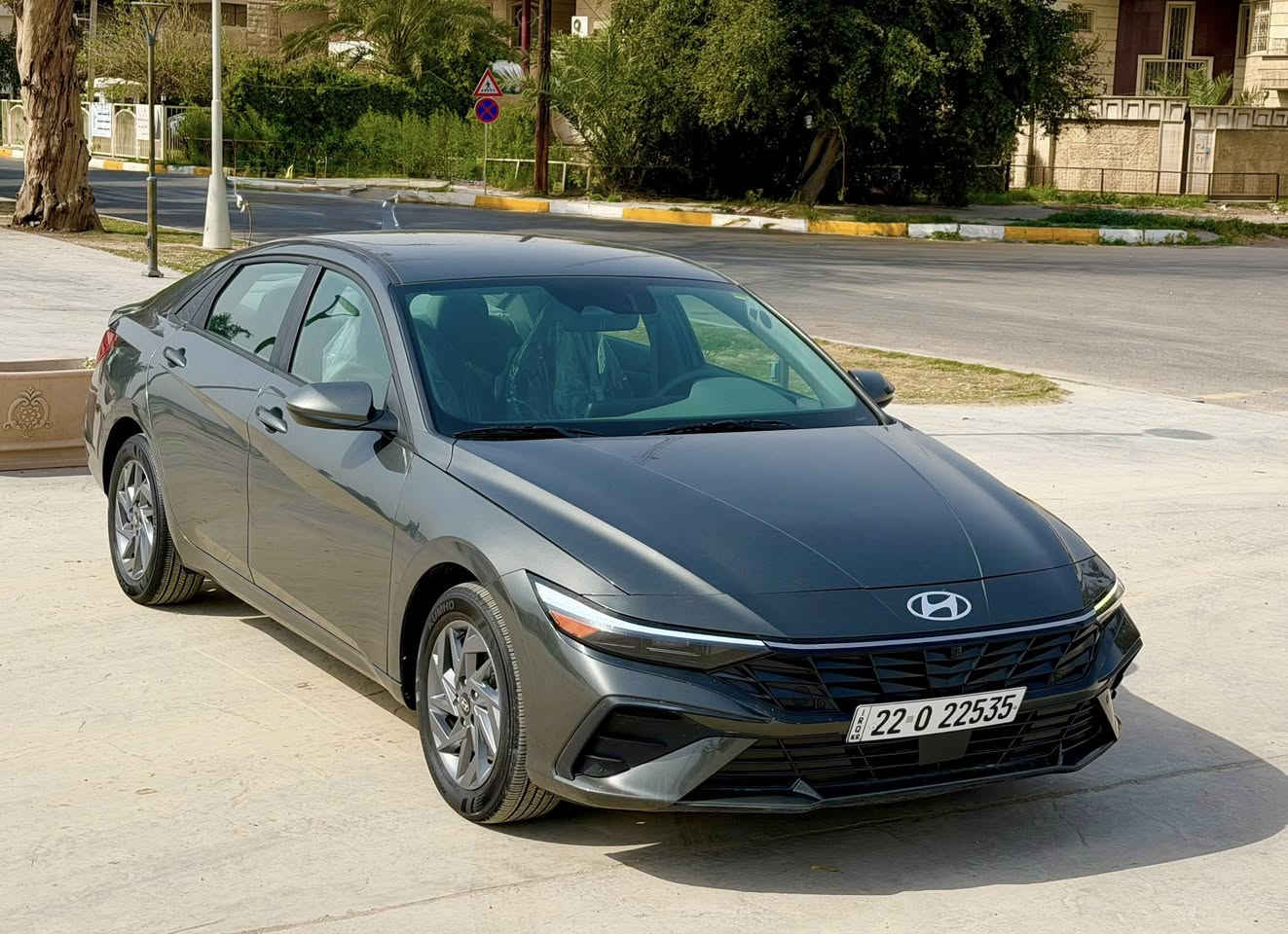 للبيع فقط بدون مراوس
النترا 2024  وارد امريكي 
فول مواصفات. عدا الفتحه

ماشيه (9) ألاف فقط  جديده بوضع الشركة بدون اي نقص 

حادثهة بارد بقبق الصندوق وقطعتين كلير فقط بدون معجون بجم كبس 
بدون ايرباك 
مكينة 2000 دوش
بصمة تشغيل وابواب
شاشه كبيره متصل ديجتل 
لد بلدشبول متغير
لايت زنن بلادي 3 عدسات
كار بلي 
رادار امامي
ورادار خلفي
ورادار جانبي
تحديد مسار
قياده ذاتيه
تنبيه خروج عند المسار
ويل كب لد نهاري. فول تحكم ستيرن
كير اوتو +عادي. تنبيه. اهتزاز. بلستيرن 
السياره بعده بوضع الشركه ومابيه ولا نقص
رقم اربيل الجديد تحويل وكاله مضمون 
للاستفسار
السعر 165وبيهة مجال كلش بسيط
العنوان بغداد الكاظميه
للأستفسار ***********
