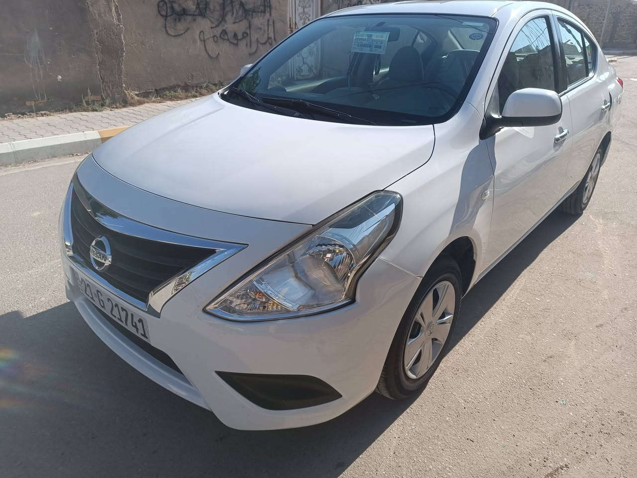 سلام عليكم نيسان صني هندي اللبيع موديل 2019 سليمانيه بسمي ماشيه 54 جديده بي بارد باب خلفي وجاملغ خلفي بي صبغ وباقي كفاله موبايل *********** مكان سيارة الرميثه
