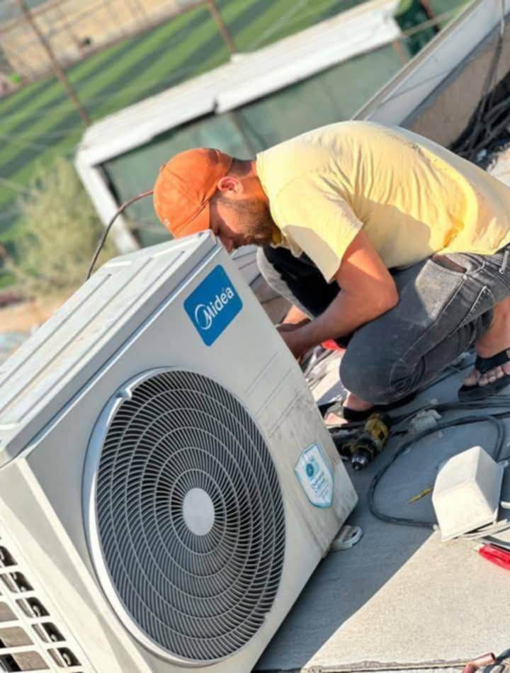 ورشه الهندسيه للتبريد متنقله في بغداد 🌐
لتنصيب وتركيب سبالت ❄️ وفتح سبالت ❄️ وغسل وتنظيف جميع انواع السبالت 💧 
«»«»«»«»«»«»«»«»«»«»«»«»«»««»«»«»«»«»
💥 جزء من اعمال ورشتنه على بركه الله 💥
-تم تنصيب مجموعه سبالت توسوت/كري/الوادي/ميديا/TCL/اوكس وفتح سبالت 

⭕لتواصل عبر الرقم :
📱*********** واتساب ✅ 
او مراسله الصفحه
