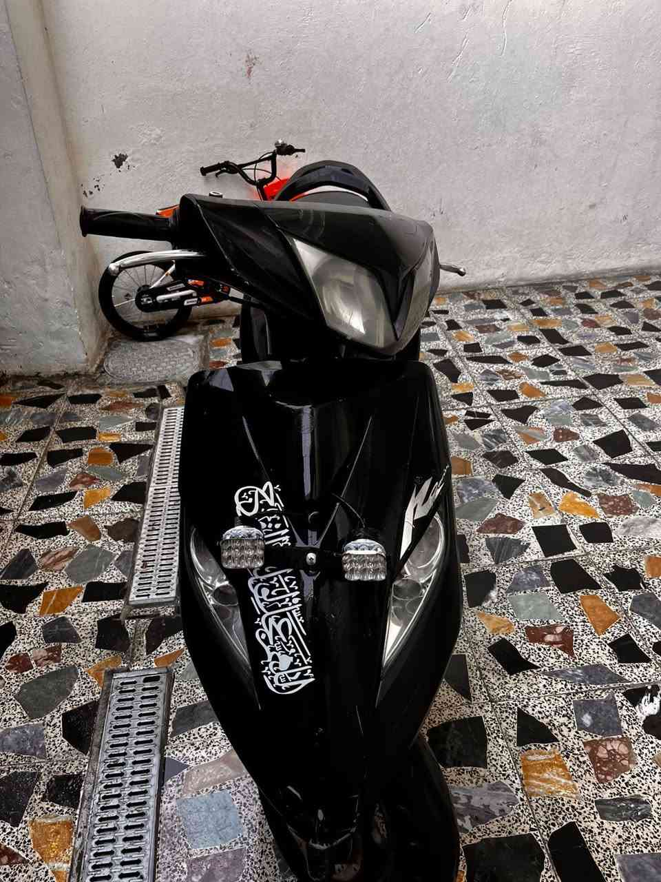 السلام عليكم دراجه ثعلب 140
كفاله عامه كفرات ومكينه 
دراجه نظيفة كله دهن موتل 
سعر 700 وبيع مجال للشراي 
للاستفسار رقم الهاتف ***********
واتساب فقط هذا ***********
