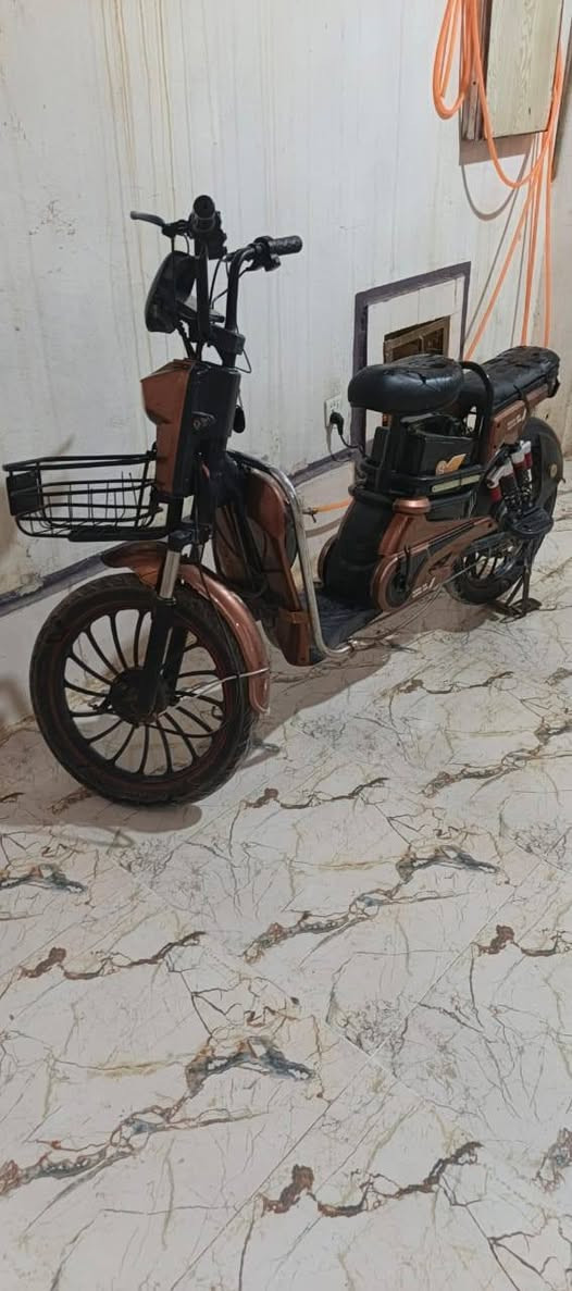السعر 225 الف
موبايل ***********
