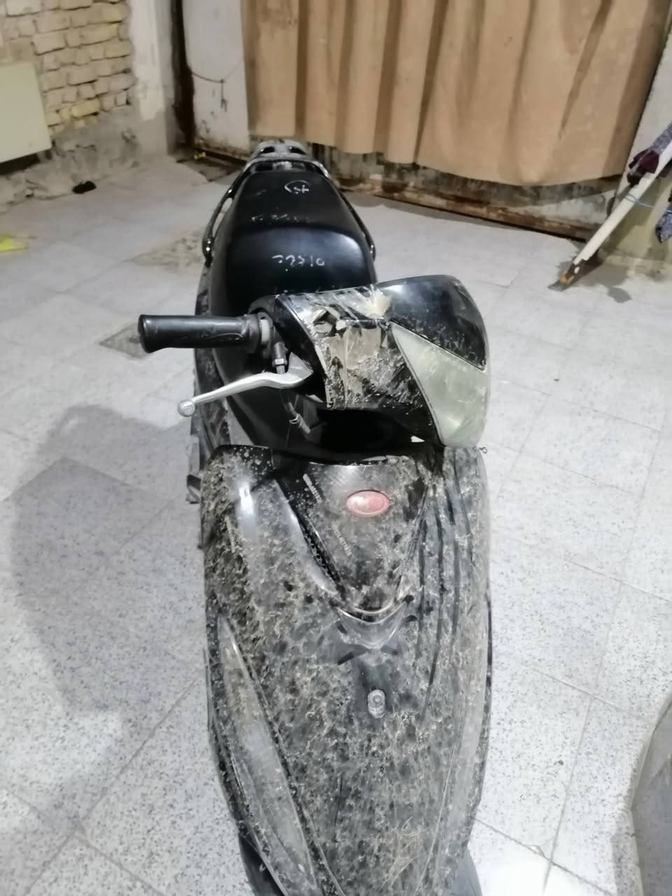 دراجه جيفور مكفوله توه طالعه من حاويه سعر ٥٥٠وبيه مجال قليل كلش جانت متروكه  رقم تواصل ***********
