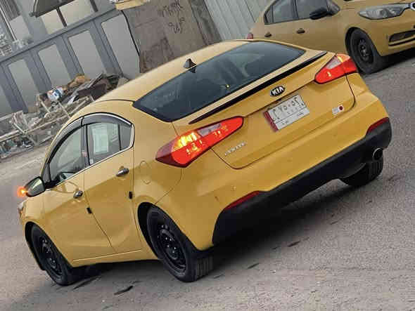 كيا فورتي ٢٠١٤ وارد امريكي 
سعر ١٠٠ بيهة مجال شراي 
حادثة امريكا بابتين فقط  حدثهة بسيط
موصفات نص فول 
تحكم ستيرن جهتين مانع نزلق 
مري شفط شاير بلمري 
شاشة كامرة خلفية لد امامي 
صدر امامي خلفي جديد تخم تاير 
سيارة جاهزة ما بيهة اي نقص 
رقم بغداد تحويل ثاني يوم 
مكان سيارة بغداد الشعب
رقمي ***********
