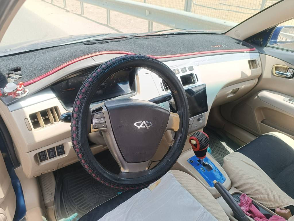 السلام عليكم 

شيري A5 للبيع بالقسط 
السيارة ما بيها نقص كلها كامله كير محرك كهربائيات تبريد تدفئه بيها نواقص بسيطه درايم شفت فقط 

المقدمة 15 ورقة 
القسط الشهري ورقتين 

للاستفسار 
*********** اتصال 
*********** واتساب بغداد, العراق
