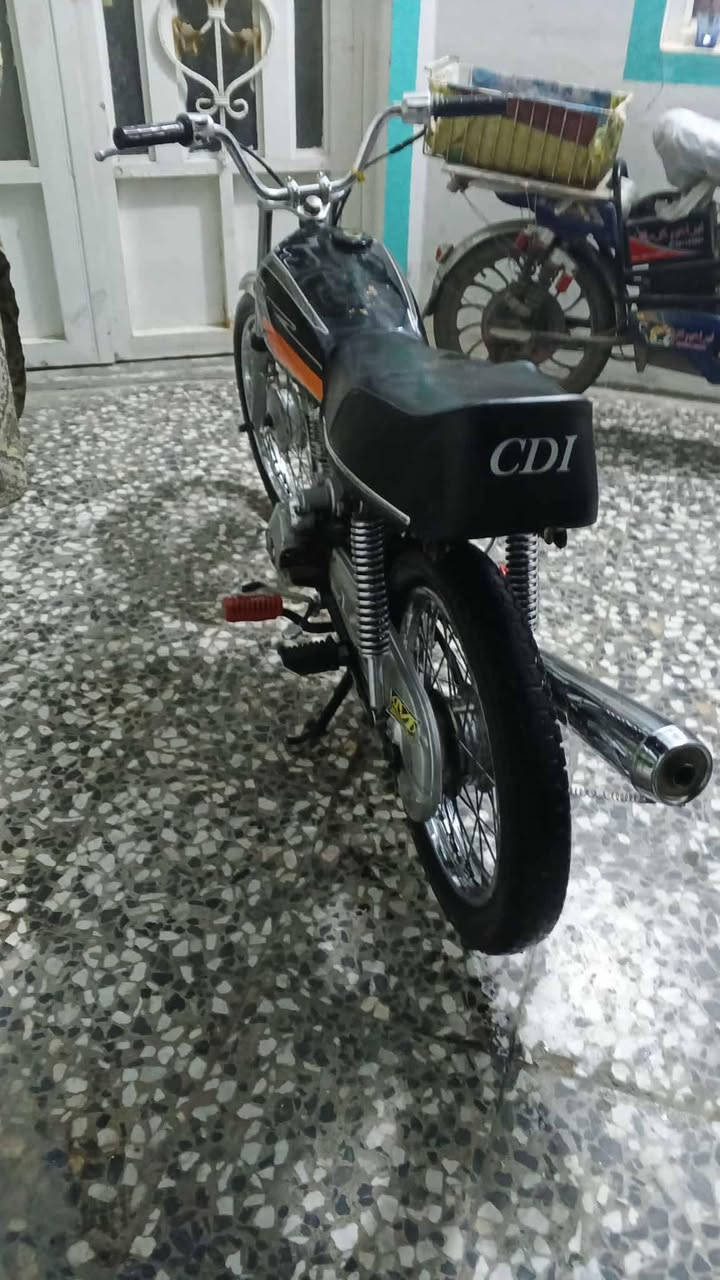 السلام عليكم دراجه للبيع محرك 5كير سعر 300
عنواني حي ميسان ***********
