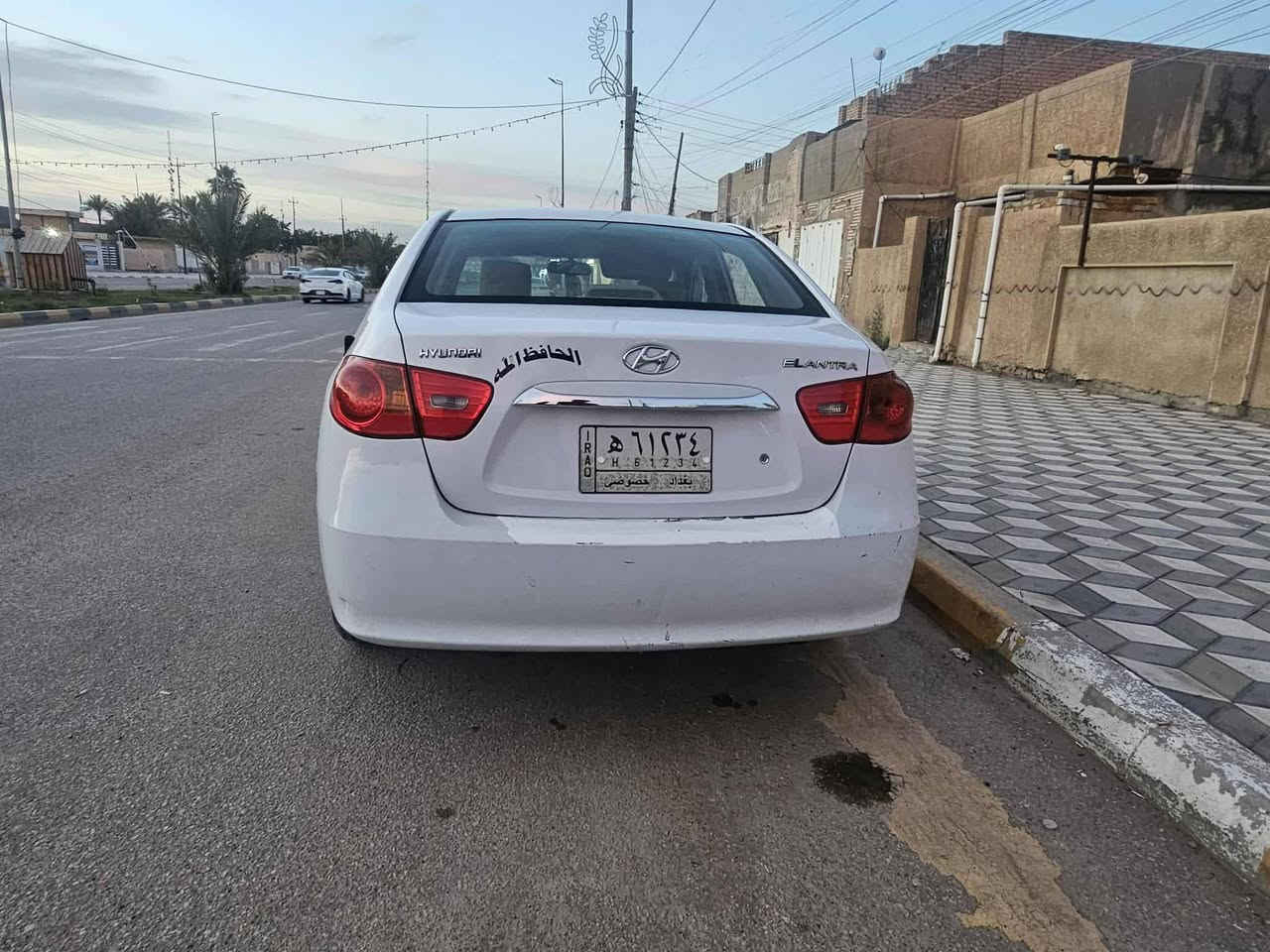 النترا 2011 خليجي محرك 2000 ماشية 195 
 السيارة بية صبغ نص باب السايق فقط الباقي كلة مكفول
مكان السيارة بغداد /ناحية الرشيد 
*********** السعر١١٥$

