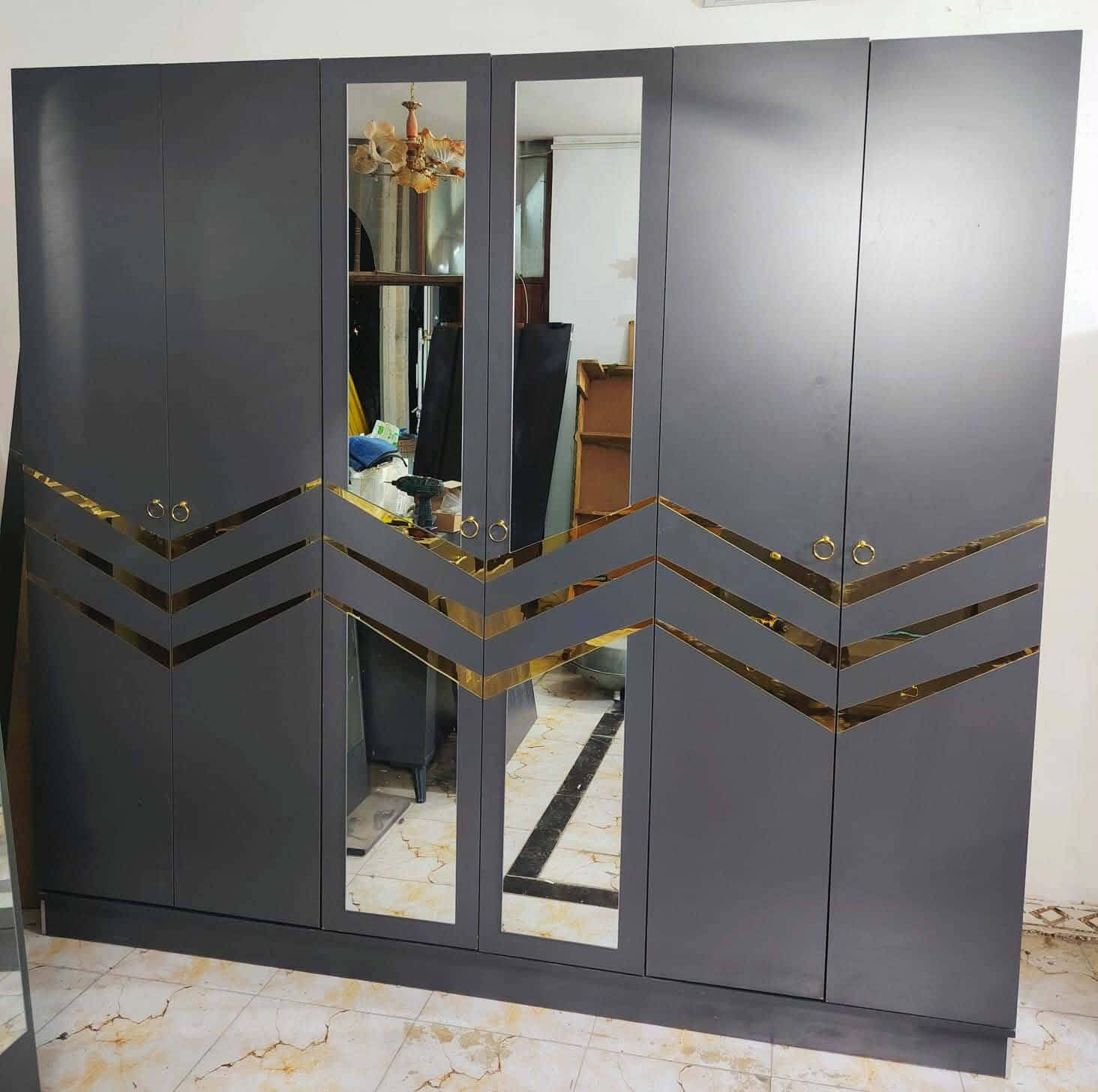 غرفه نوم 6 قطع اخت الجديده  نضافه 90% كل هذا بـ 550 شد ونقل داخل بغداد مجاني
***********
