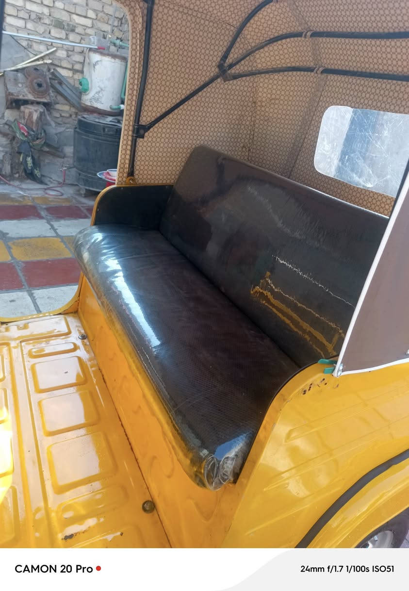 سلام عليكم شباب عيني تكتك للبيع مكاني مدينه ألصدر موديل 19شهر ال11تكتك رقم وسنويه باسمي كشر مكفول ماعدا ألدوس معمره تكتك خير من الله وكبل للشارع ألسعر 6400 ألاتصال 

***********
