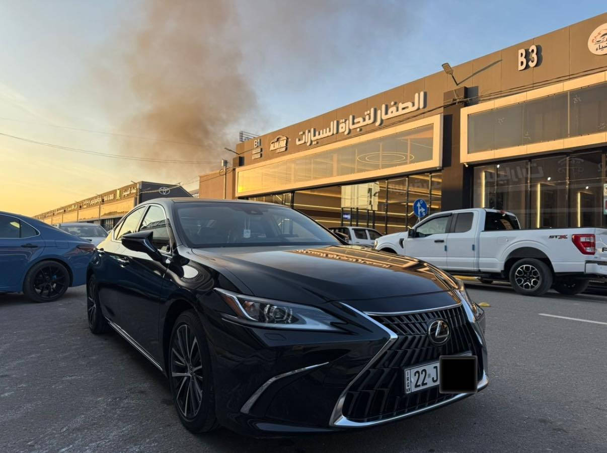 لكزس es350 موديل 22
ماشيه 36 الف كيلو 
كفاله عامه شخط مابيها 
وارد خليجي شركة مهند 

السياره مغلفه pbf كامل وجامات نانو سيراميك 

وبيها بعد اضافات 

للتواصل واتس اب ***********
