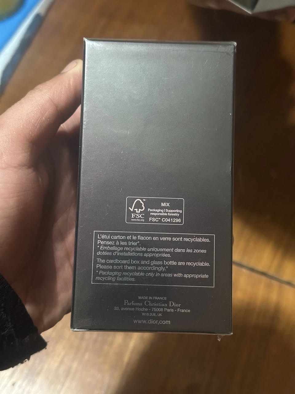 السلام علیکم
دیور هوم انتیتس شکل قدیم اصدار 2024
حجم150ml
سعره 155$


**إذا كنت صاحب هذا الإعلان وتريد حذفه لأي سبب، رجاءا أرسل رسالة إلى الدعم الفني**