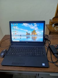 لابتوب cor i5 الجيل الثامن بـ 275 ألف فقط نظافة 100%. DELL Latitude 55...