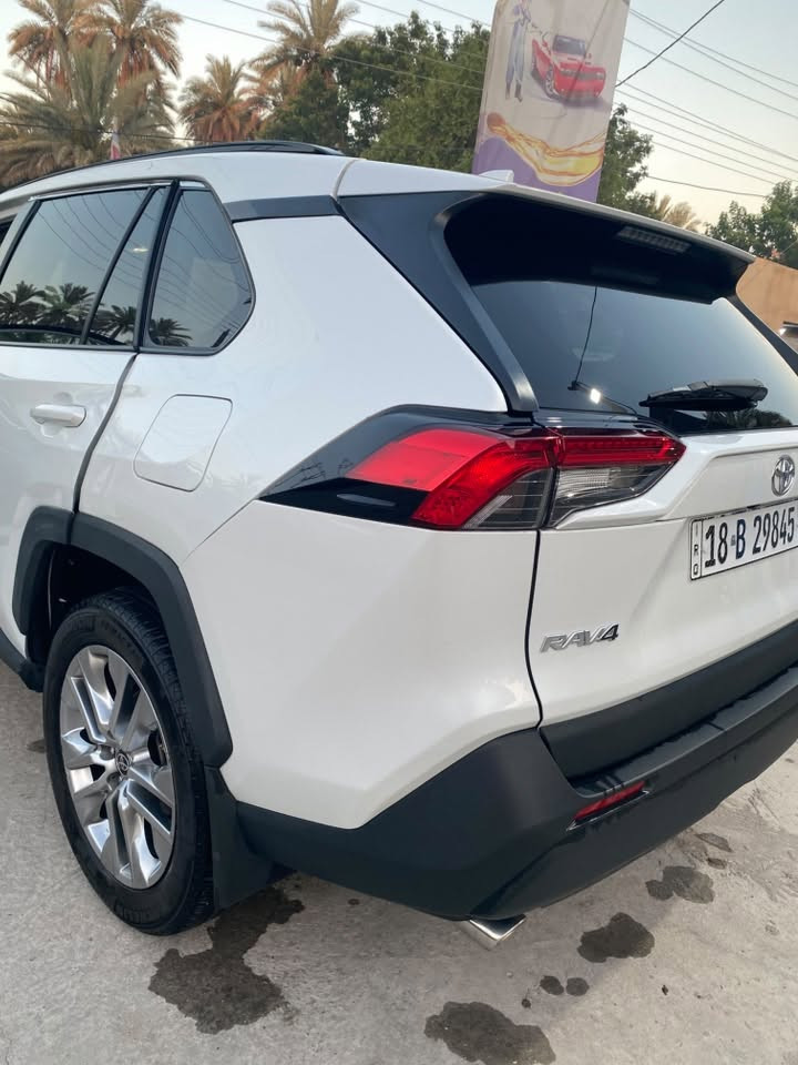 للبيع راف فور 2024 فئه XLE بريميوم ✅
بانزين محرك 2500 وارد امريكي ماشيه 15 الف ميل فقط

حادثها الباب السائق وخلف سائق فقط ايرباك برده جانبية طاكة فقط .. وبيها طعجة صغيرة بالبنيد معدله بارد فقط

بجم كبس 

الرقم شهداء بابل 

مواصفاتها:

٣ وضعيات قياده Normal, Echo, Sport  

 📍بصمه ودخول ذكي

📍ويل ١٩

📍تدفئه سترين

📍رادارات جانبيه ( نقطه عمياء )

📍رادار امامي (تحديد مسار )

📍اوتو هولد

📍اوتو ستوب

📍دخول ذكي   

📍فتحه سقف سلايد

📍كامره خلفيه

📍داخل جلد 

📍باب الصندوك كهرباء

📍كشنات كهرباء

📍تبريد قطعتين

📍تحكمات سترين

📍هاند بريك بصمه

📍مثبت سرعه تفاعليAdaptive Cruise Control

 مكان السياره كربلاء 

📌السياره حلوه ونظيفه صور الحادث مرفقة

 

السعر 250 مجال جدا بسيط للشراي

للتواصل ‭***********‬

