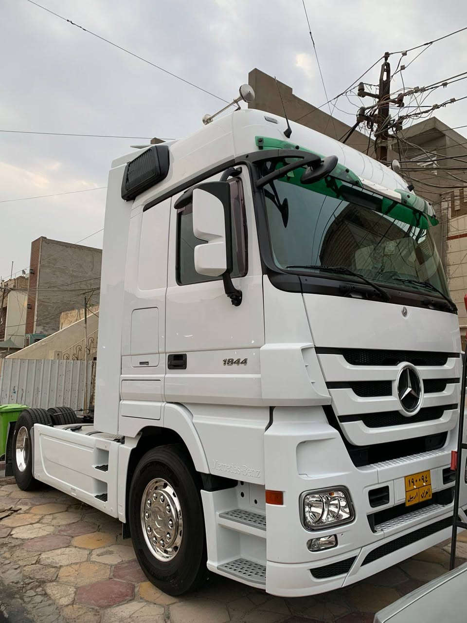 اكتروس مديل ٢٠٠٩   بدون رتايدر اوتماتيك ٨ نمر
***********
