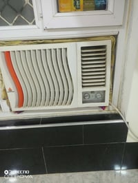 مكيفات للبيع استخدام قليل الأول الحافظ السعودي٢طن باب أول السعر٣٥٠، وا...