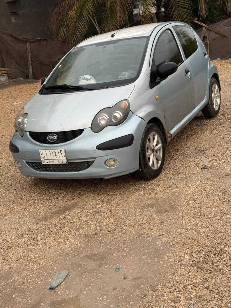 السلام عليكم
بي وايدي f0 2013 

بيه كير مكينة كورلا بيكانشو 1600 اوتو  يعني انسى لعطلات

لون سمائي رقم كربلاء 

مكفوله من حادث بيه صبغ مكانات اثر تعمير خياس 

 

داخل اسود سياره كلش حلوه قتصادية جدآ 

سعره 40 

مكانه بابل الهاشمية 

رقم ***********
