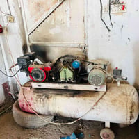 كنبريسر حجم ٢٥٠للبيع جاهز يشتغل ستفسار ع هذا الرقم ٠٧٨١٩١١٩٣٣٧
