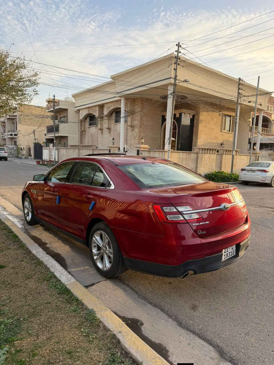 السلام عليكم
فورد تورس ٢٠١٤ خليجي وكاله نيفا
فول مواصفات sel .
كفاله عامه من الحادث بيها صبغ بابين ونص جاملغ بدون دواخل اثر شخوط .
كفالة من النواقص .
للبيع
عارضها ب 128 وبيها مجال .
مكاني بغداد .
للاستفسار 
***********
