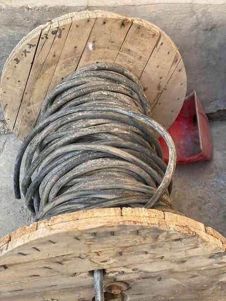 كيبل اردني نوعية ممتازة جديد غير مستخدم
سعر المتر  ٤٠٠٠   
***********
