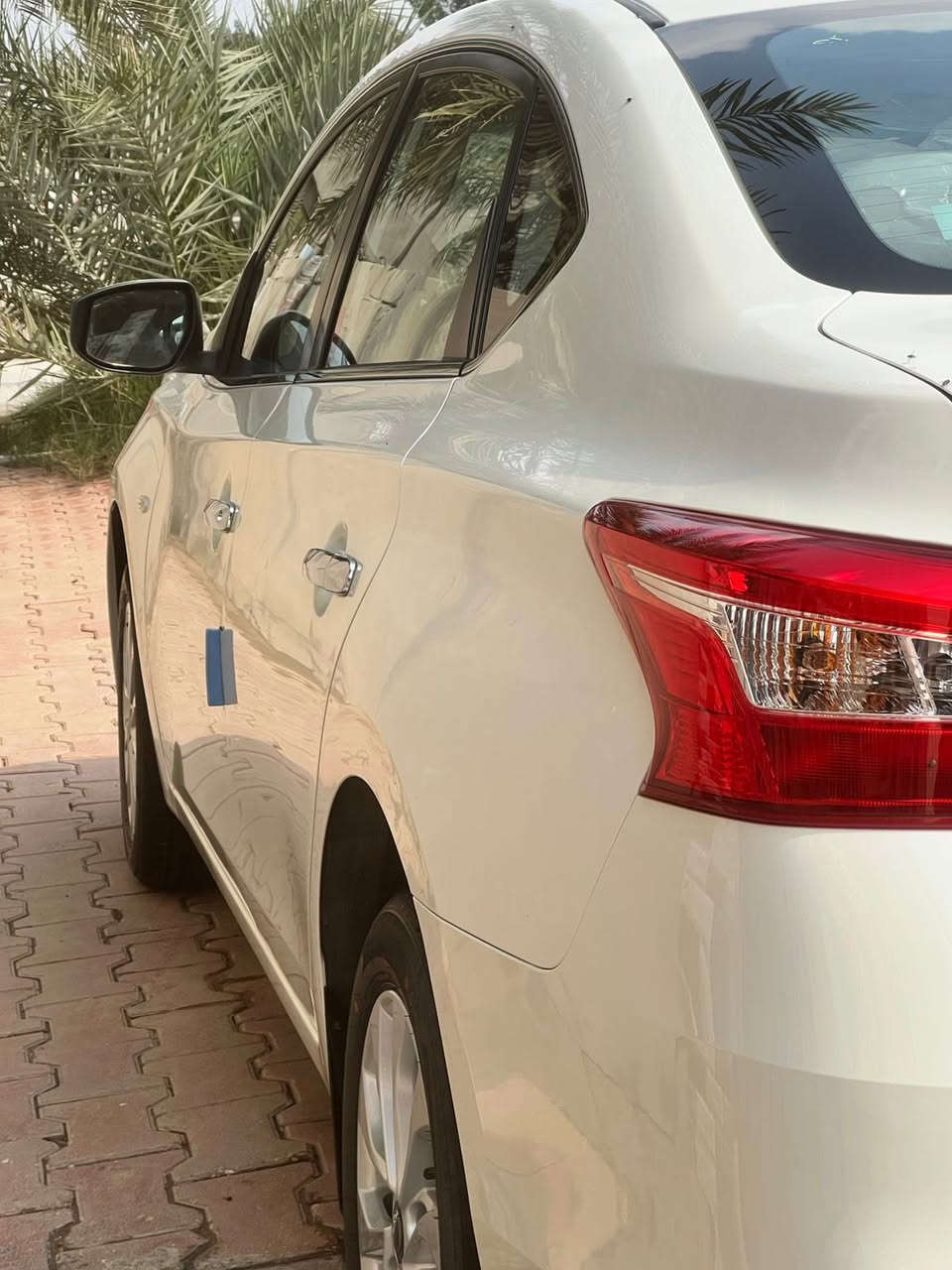 نيسان سنترا 2025 زيرو مماشيه ضمان شركة نيسان السور فول مواصفات العلامة الجديدة رقم بغداد الجديد بأسمي 
تجميع صيني 
مواصفات السيارة 
محرك 1.6 اربعة سلندر 
فتحة سقف 
سويج ريمونت 
تحكم ستيرن 
شاشة وسطية 
كاميرا خلفية 
تبريد خلفي 
جام 4 اوتوماتيك 
تحكم كهربائي للمري
داخل بيجي
بروجكتر امامي 
الشباك الجديد ( العلامة الجديدة ) 
 يدات كروم 
ويلكب كروم 
السعر/135نهايته
الهاتف/***********
بغداد/ قرب بسمايه/ مجمع الاحسان
