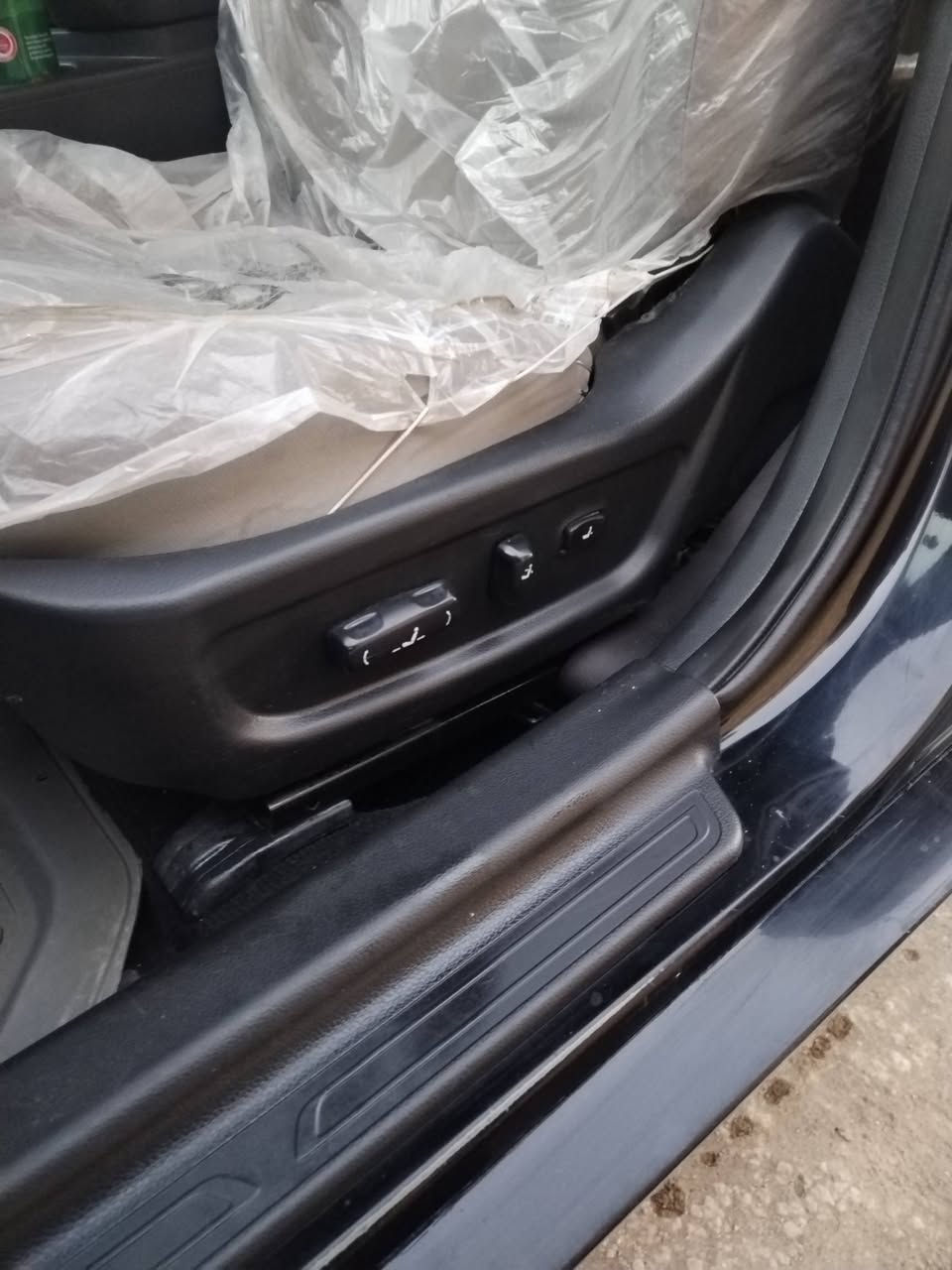 بيع ومراوس موديل ١٣ ماريكي 
ضررها مريكي جاملغ والباقي مكفول
مكينه ٢٤٠٠ بلكارتون كير ٦ نمر
تبريد ثلج 
حداديه١٠٠
هزه ورقم جديد نكليزي بسمي
كشنات كهرباء 
كزوزين  
مواصفاتها معروفه
تخم تاير توني شاده 
مكاني ناصريه قضاء نصر 
سعرها ١٠٥ وبيها مجال 
***********
