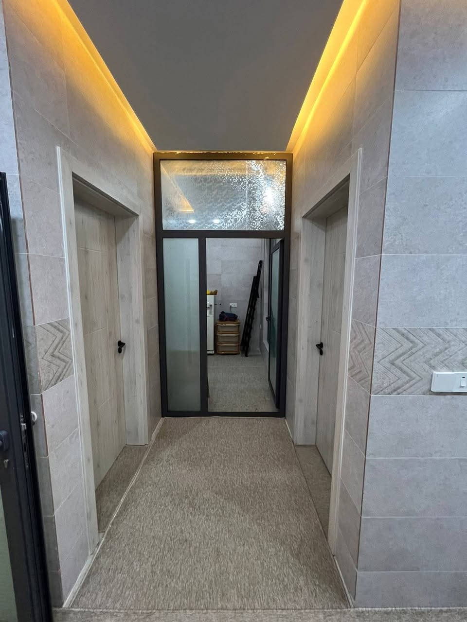 #اعلان_سكني 📒
دار للبيع في حي الاطباء
#المساحة/  ٣٠٠ متر/
#الجبهة/ ١٥ متر  /
#الطابق١//  ٣ غرفة نوم   استقبال مطبخ صالة صحيات 
#الطابق٢//  ٣ غرف نوم مطبخ صالة صحيات

#***********
#***********

قناة التلكرام/
https://t.me/Mosul_Realestate

موقع الانستا/
https://www.instagram.com/mosul_realestate

قناة اليوتيوب/
https://youtube.com/@mosul_real_estate

#مؤمن_للعقار 
#اعلان_تجاري
#اعلان_سكني
#الصديق #الحدباء #الكندي #البلديات #السُكر #الكفاءات #المثنى #النور #البريد #المصارف #الزهور #القادسية #الايمن #الايسر 
#الموصل
#نينوى
#العراق
