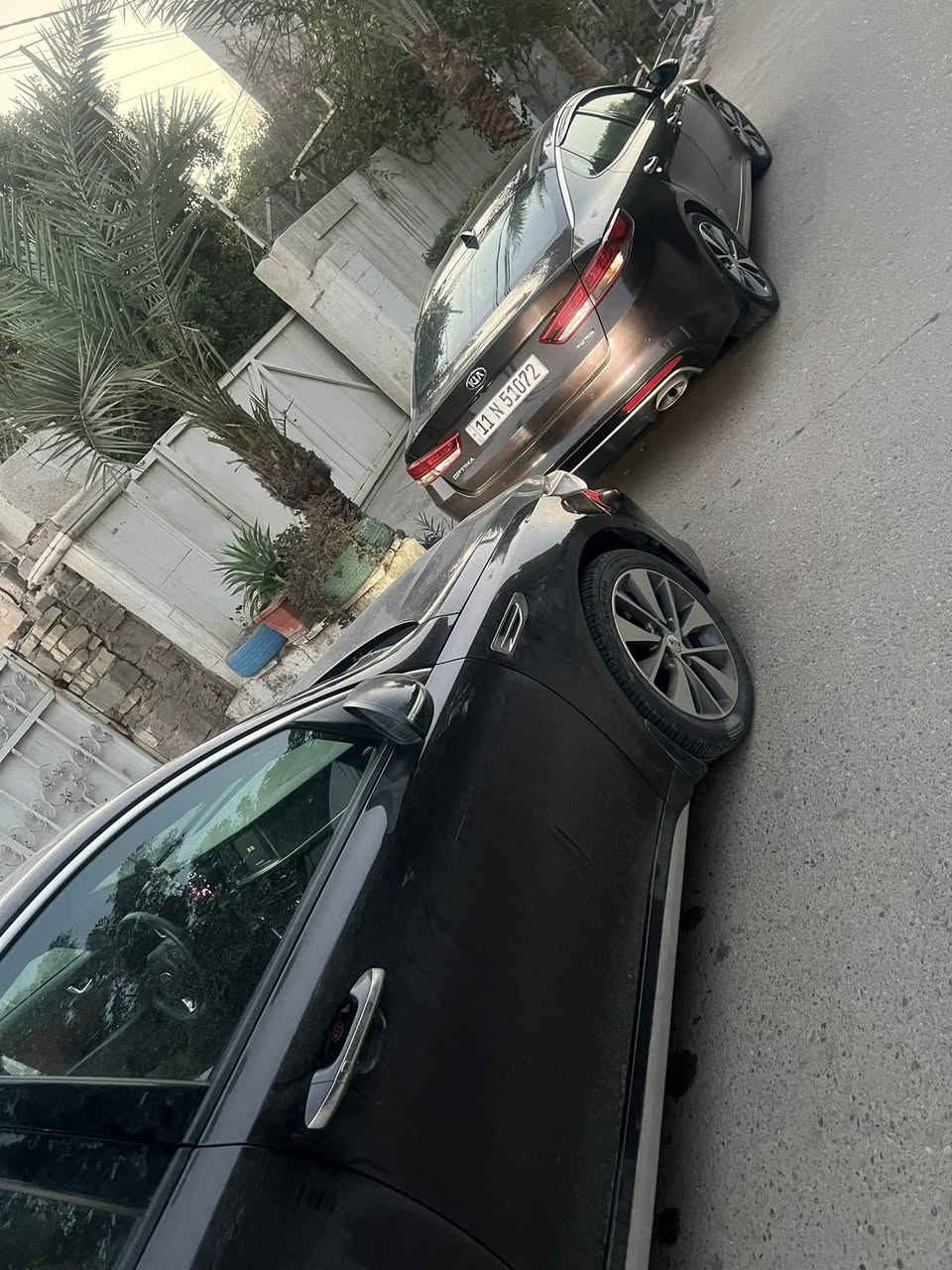 السلام عليكم كيا اوبتما جي تي لاين 17 مواصفات حساسات امامي خلفي تدفئة كشنات خلفي امامي وستيرن تبريد كشنات  كشنات كهرباء اوتو بارك اوتو هولد شاشة كبيرة جيبي اس وكار بلي لايت دوار زراگ لايت تشغيل عن بعد الجام يصعد وينزل بالريمونت لد نهاري بگ لايت لد وشمعة وضبابي هاند بريك دگمة بانوراما ثلاث طگات كشن خزن ميموري السعر 165 ومجالها بسيط  ***********
