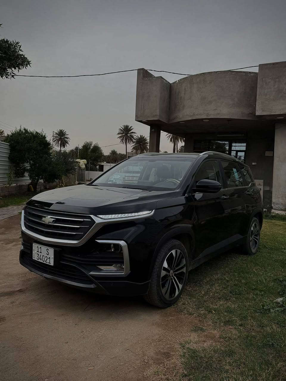 السلام عليكم
شوفرليت كابتفا 2023 فول مواصفات بريمير خليجي 
رقم بغداد الجديد 
4 سلندر محرك 1500 تيربو 
بصمة تشغيل وبصمة ابواب 
تدفئة وتبريد شغال كرسي كهرباء 
بنوراما اتشاير بل مري + مري شفط 
كهربائيات كلهة شغالة تحكمات ستيرن كروز سرعة 
ضررها شخط ب جاملغ والباب جهة الصدر صبغ فقط 
السعر 185 وبي مجال 
العنوان / بغداد الدورة 
للاستفسار / *********** / واتساب
