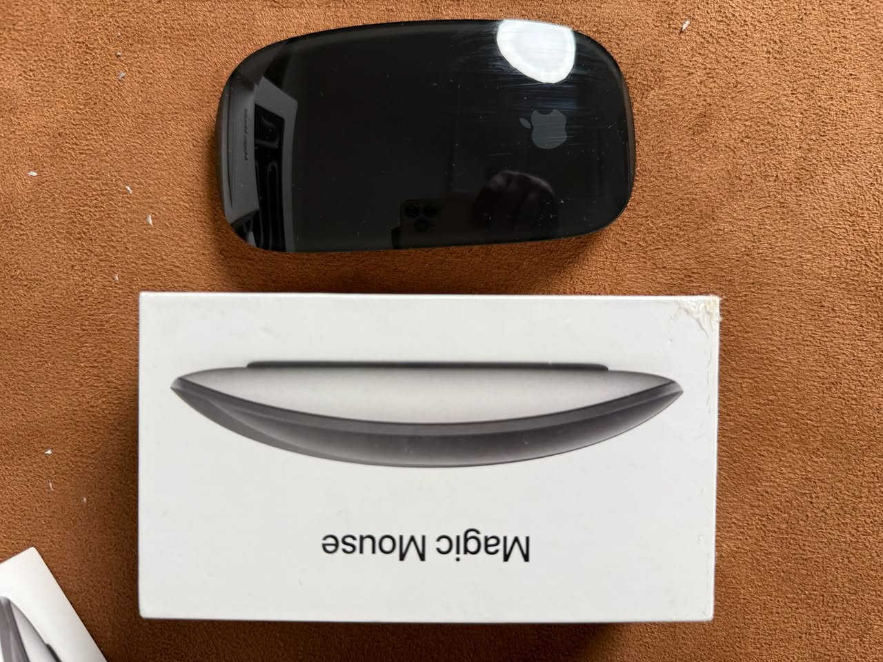 magic mouse 2 مستعمل 

السعر 85,000 دينار 

اللون المتوفر: اسود - ابيض

المحتويات: كيبل شحن - كارتونة


**إذا كنت صاحب هذا الإعلان وتريد حذفه لأي سبب، رجاءا أرسل رسالة إلى الدعم الفني**