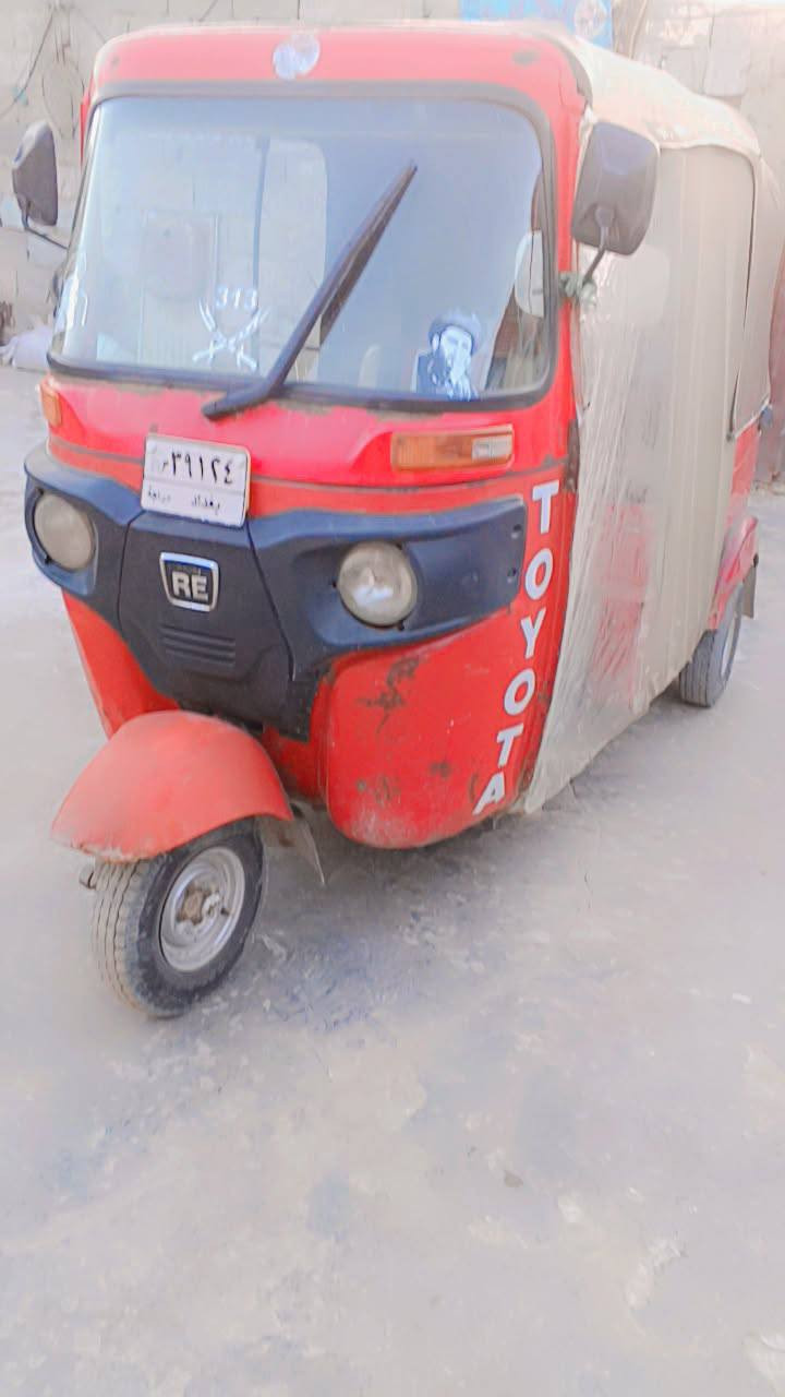 السلام عليكم تكتك للبيع الفين وثمنطعش شهر26 *12  شغلهة خير من الله رقم وسنوية المكان الشعب حي الجزائر شارع اربعين ***********
