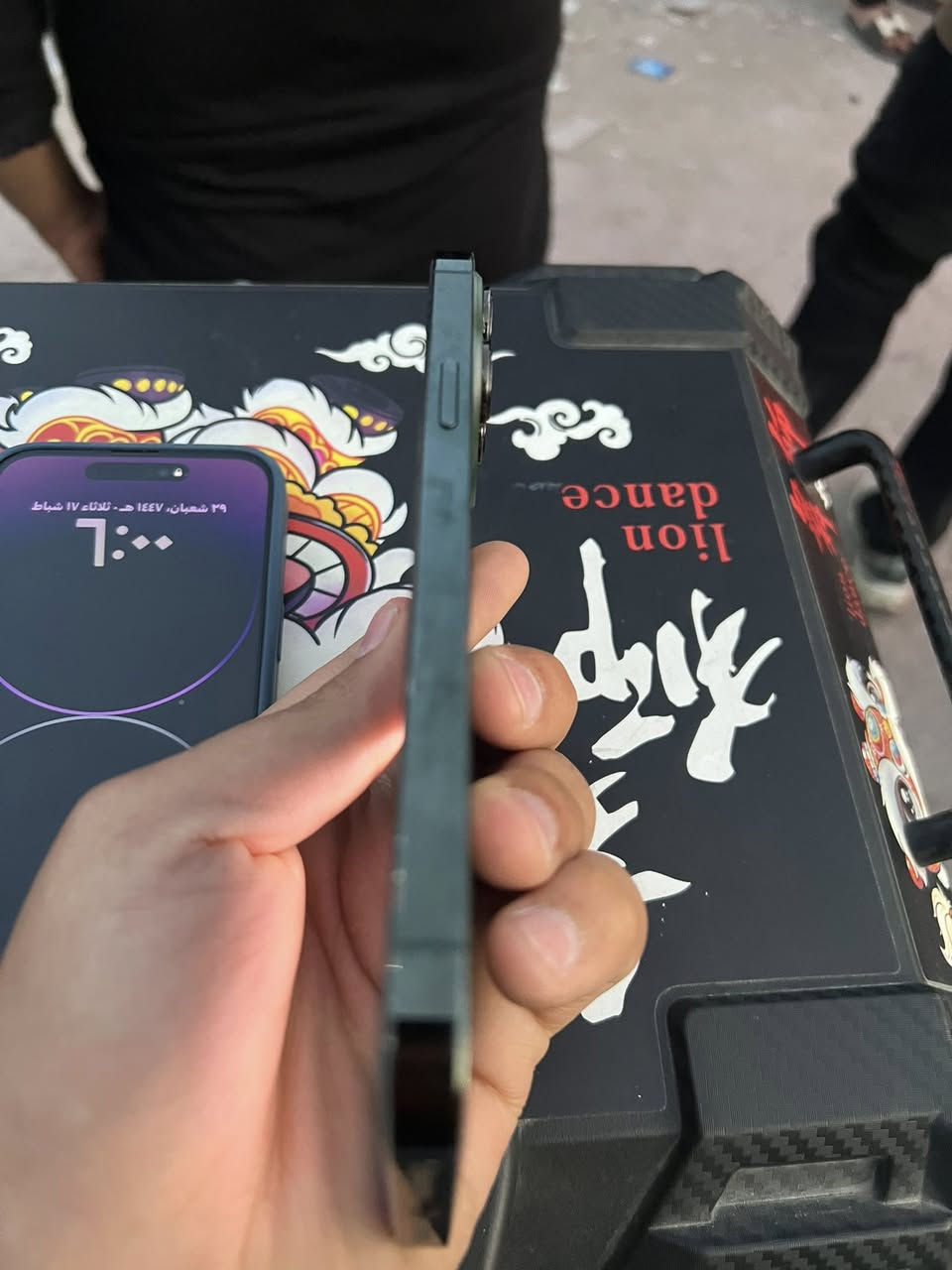 📱 للبيع: iPhone 13 Pro Max – سعة 256GB
 • 💾 السعة: 256 جيجابايت
 • 🔋 البطارية: 100% (مستبدلة)
 • 📱 الشاشة: فيها خط لكن غير مؤثر على الاستخدام
 • 🛡️ الجهاز باقي مكفول
 • 💰 السعر: كسر السوق (قابل للنقاش للجادين)

📞 للاستفسار والتواصل: ***********
