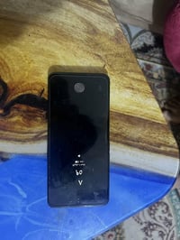 ريلمي GT نيو ٥ SE • مستعمل نضيف • خدش بسيط بالكاميرا