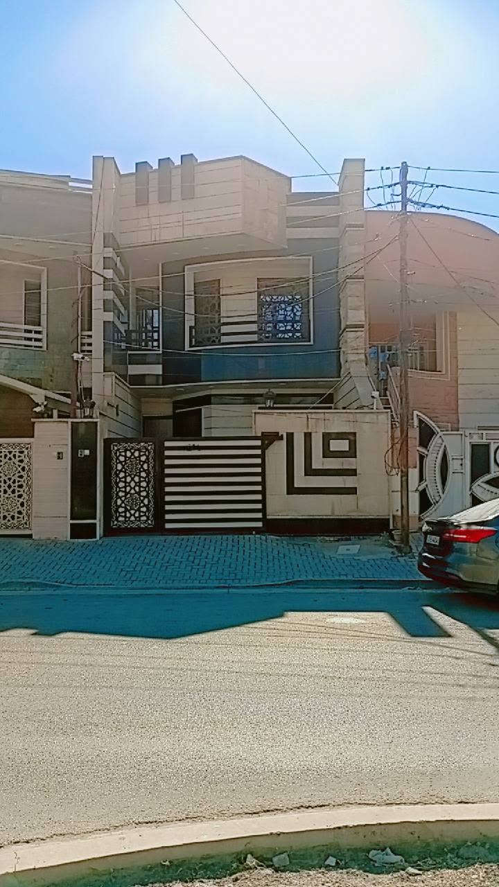 للبيع دار سكن في السيدية يمتاز بشارع عرض ٣٠م شارع النخيل 

المجد للوساطة العقارية سيدية شارع العلوة مقابيل مدرسة حلم الغد 

مساحة ١٥٠م
نزال.   ٢٥م 
واجهة.  ٦م

يحتوي على 

٤نوم 
خدمات كاملة مع ارضية مرمر بالكامل مع واجهة حجر ديكورات بالسقف 

ارسل رقم 1
يأتيك الرد مباشر 

نسعى لخدمتكم نحو الأفضل نستقبل كافة عروضاتكم السكنية والتجارية 

الاتصال..
***********
***********

مكتب المجد للوساطة العقارية

