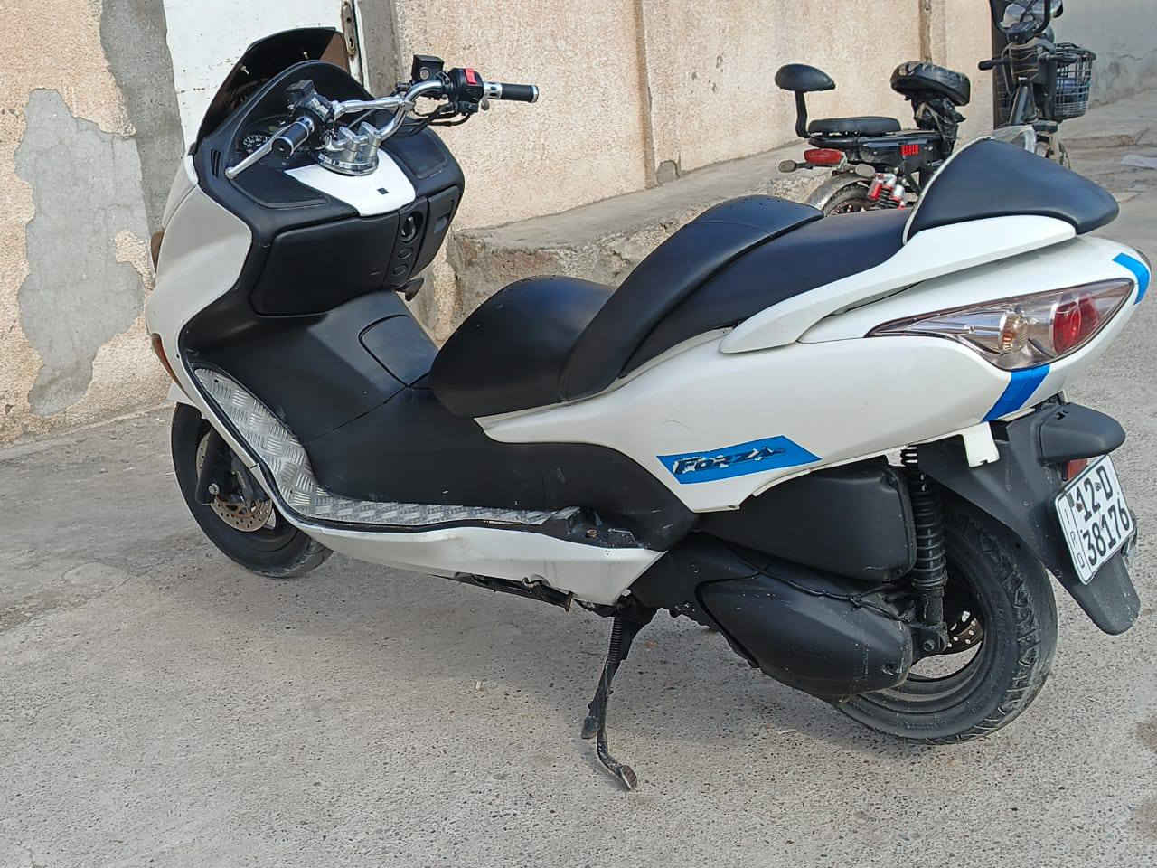 اسلام عليكم فورزا صفر 8 للبيع التفاصيل عل رقم ***********-***********
