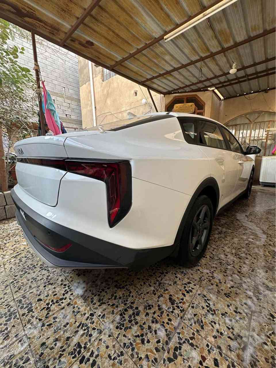 السلام عليكم K4 للبيع 2025
سياره خليجي بحاله الوكاله ماشيه 5 الف
رقم بغداد تحويل مباشر 
فول عدا فتحه والبصمه 
حساسات امامي خلفي تبريد قطعتين
كفاله عامه عدا بارد بطرف جاملغ 
الامامي والباقي بحالة الوكاله 
السعر 187
للاستفسار *********** البصرة, العراق
